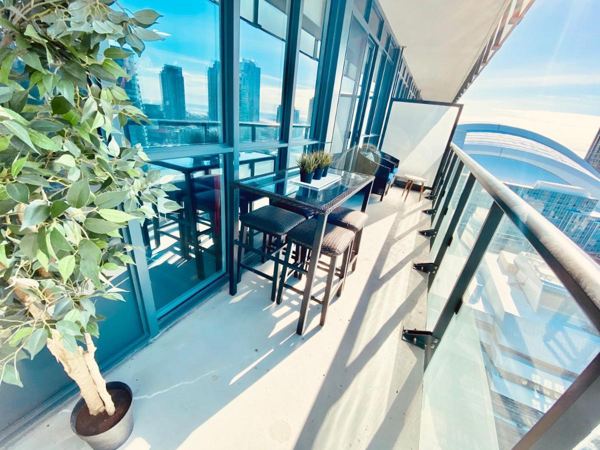 Front Street Suites Toronto Exterior foto